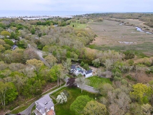 Property Photo: 153 Gannett Rd MA 02066