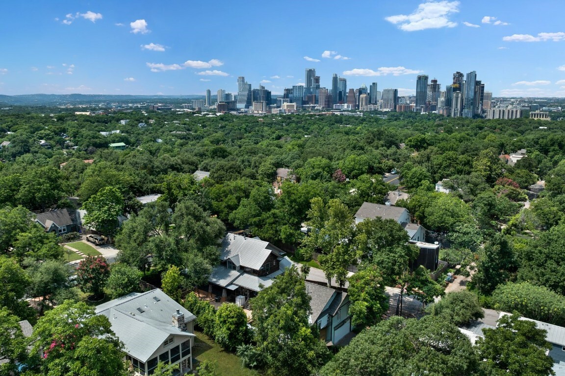 Property Photo:  2001 Travis Heights Boulevard  TX 78704 