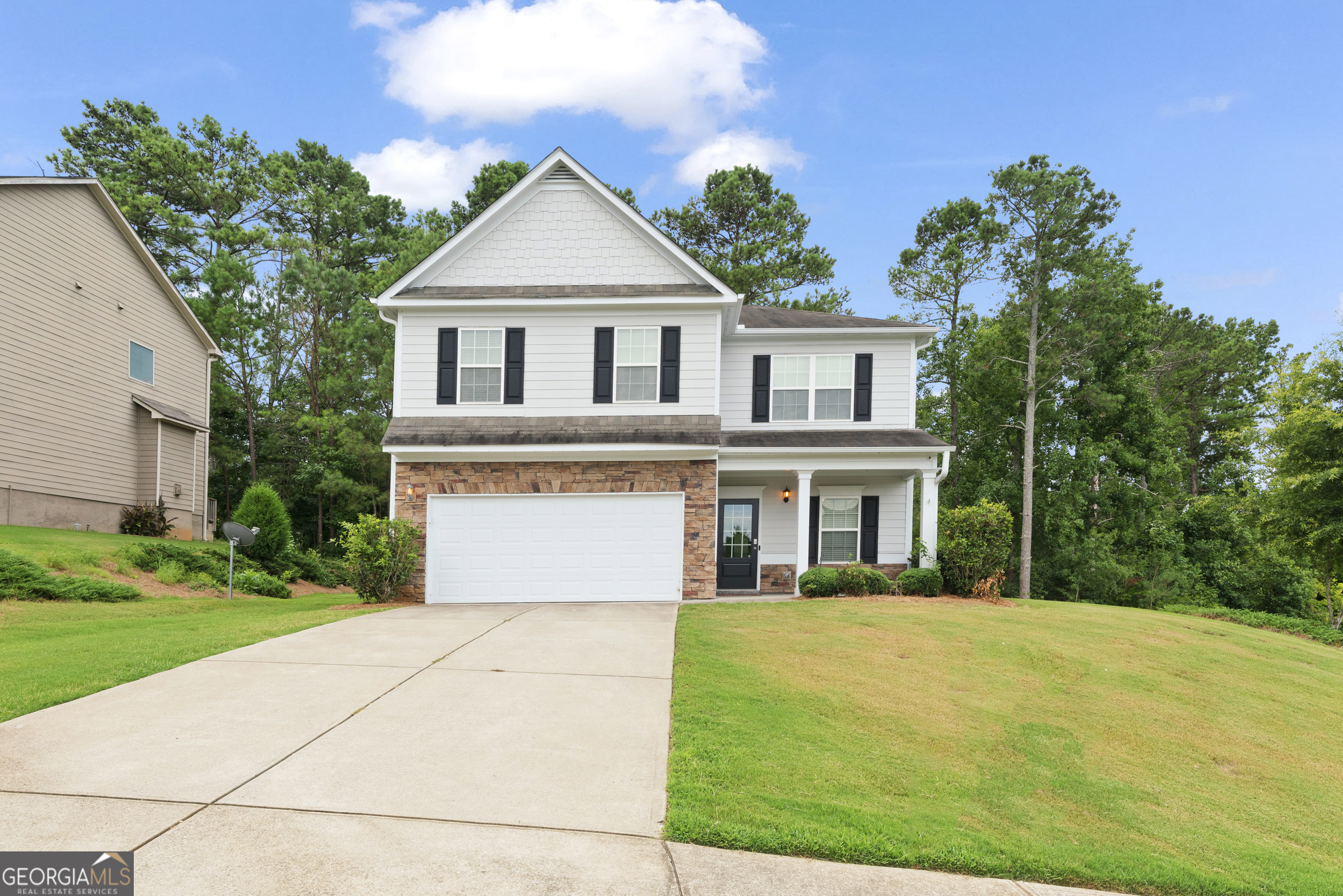 Property Photo:  6010 Sparrow Lane  GA 30028 