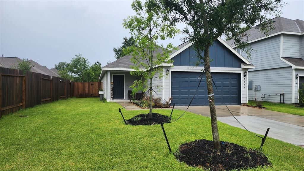 Property Photo:  2141 Graham Point Way  TX 77301 