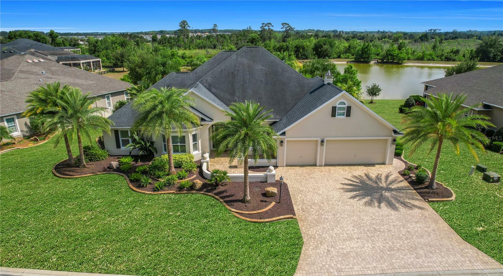 Property Photo:  919 Iron Oak Way  FL 32163 