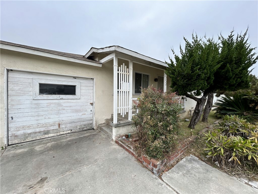 Property Photo:  3622 W 171st Street  CA 90504 