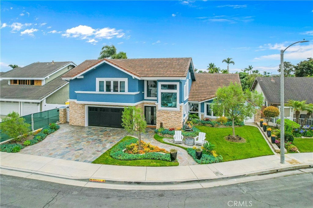 5522 Mossvale Circle  Huntington Beach CA 92649 photo