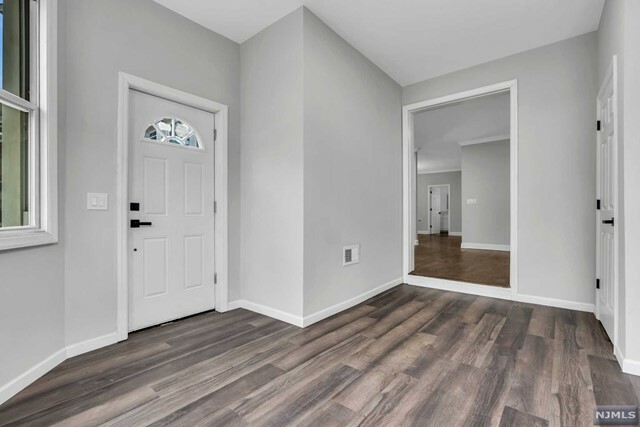 Property Photo:  21 N 17th Street  NJ 07017 