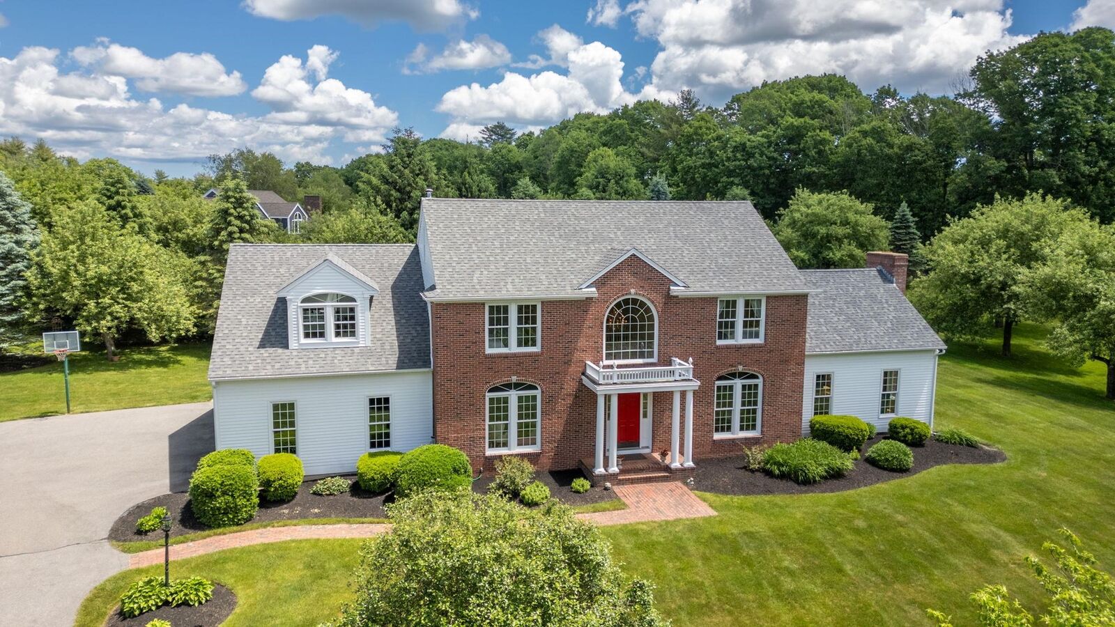 Property Photo: 1 Baldwin Place NH 03844