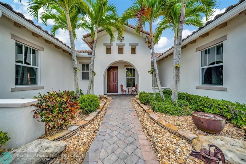Property Photo: 11844 NW 79th Ct FL 33076