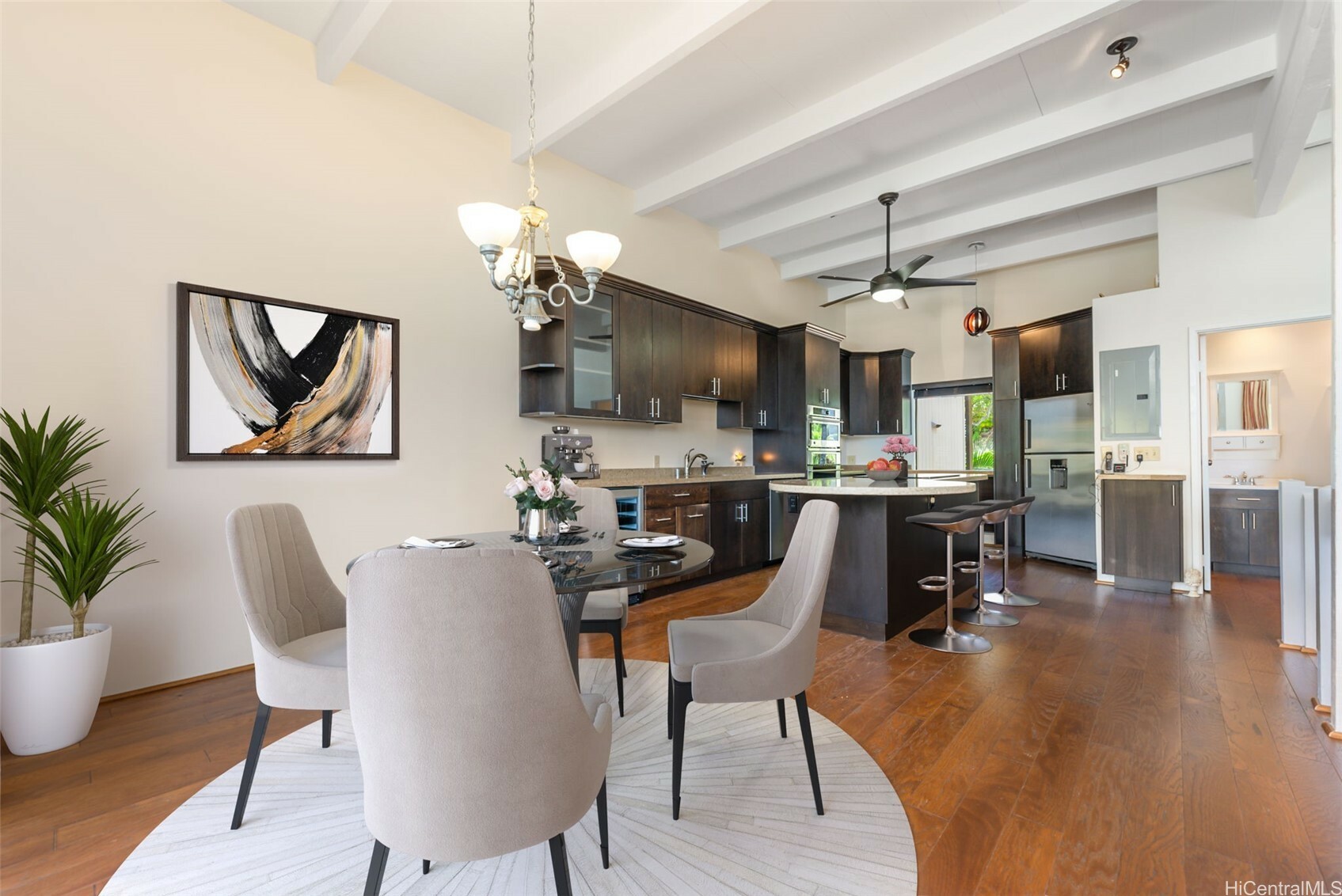 Property Photo: 1487 Hiikala Place 5 HI 96816