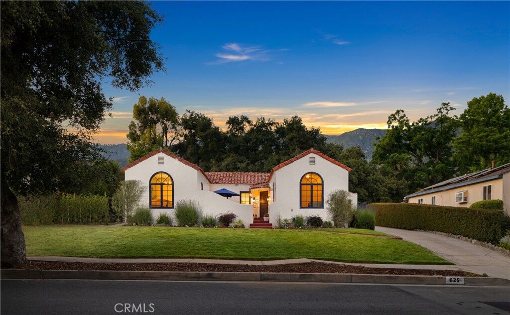 Property Photo:  625 W Grandview Avenue  CA 91024 