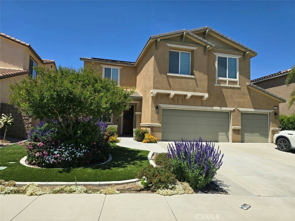 Property Photo:  30628 Hollybrooke Lane  CA 92563 