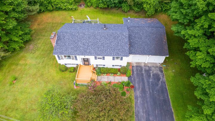 Property Photo: 37 Pinehurst Drive VT 05465