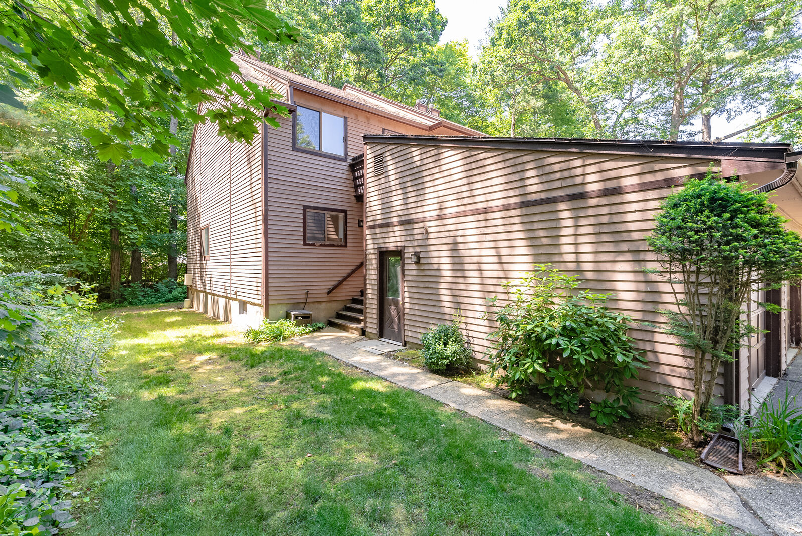 Property Photo: 121 Wynwood Drive CT 06082