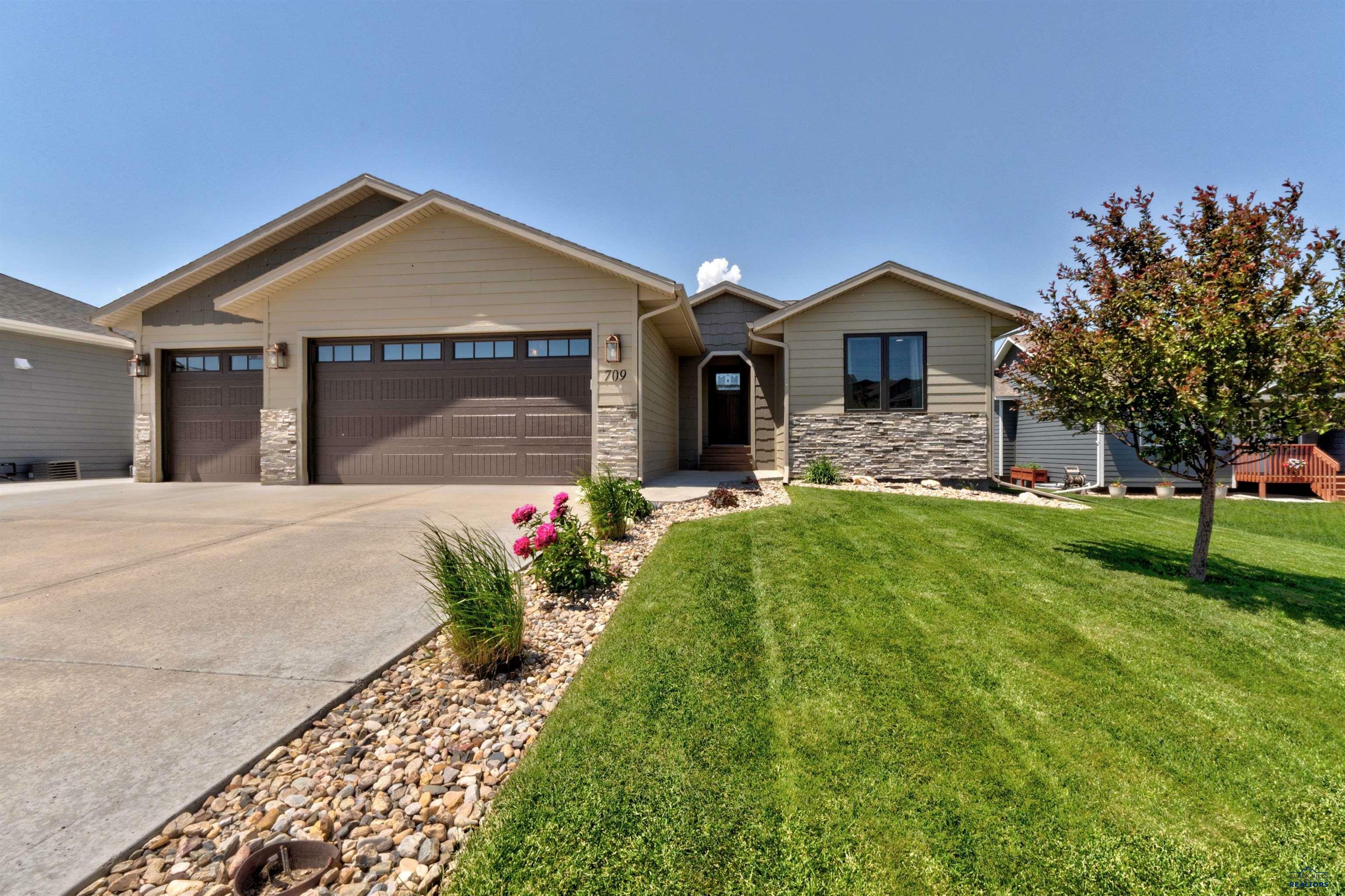 Property Photo:  709 Haakon St  SD 57703 