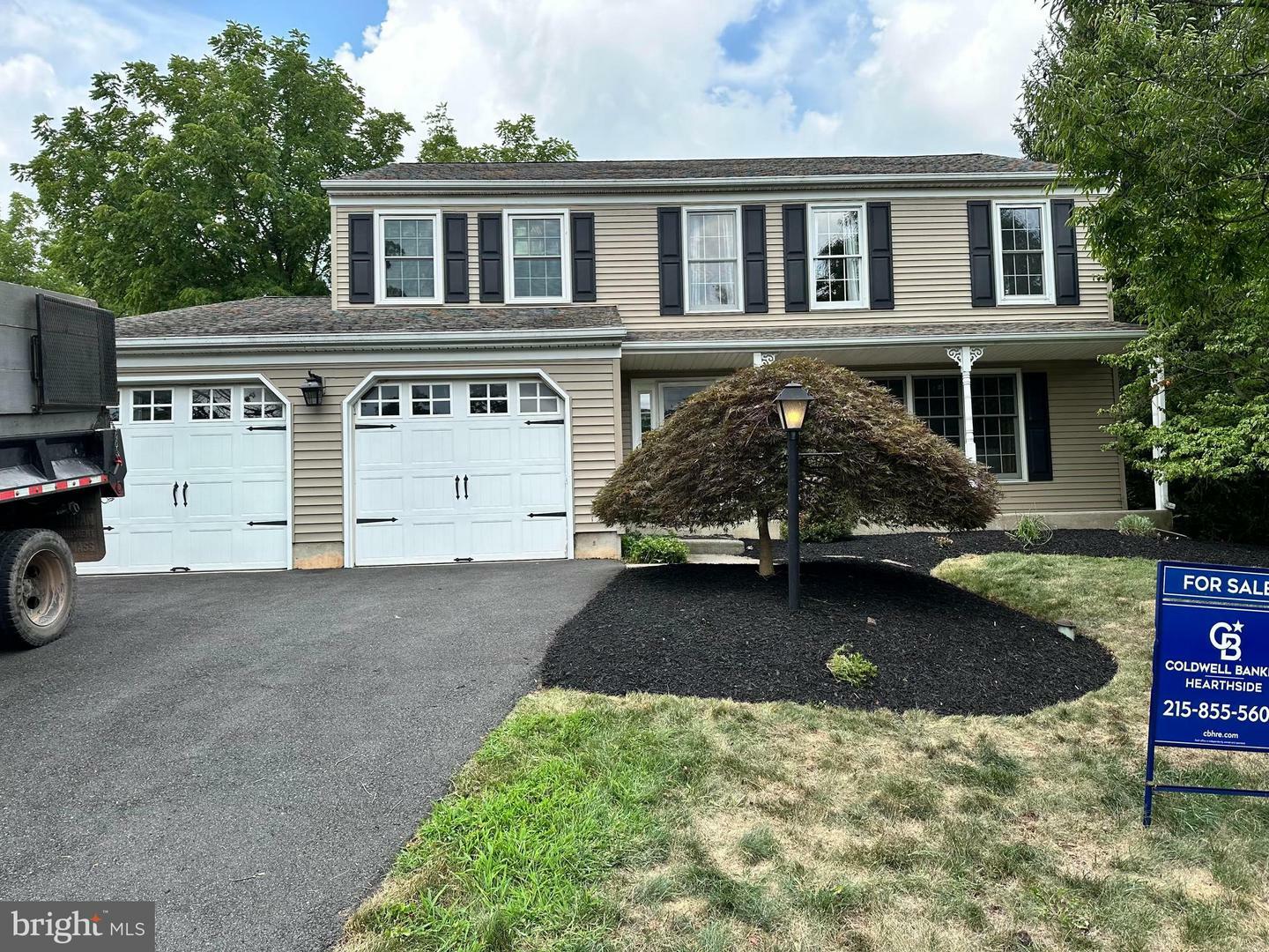 Property Photo:  4 Saratoga Lane  PA 19438 