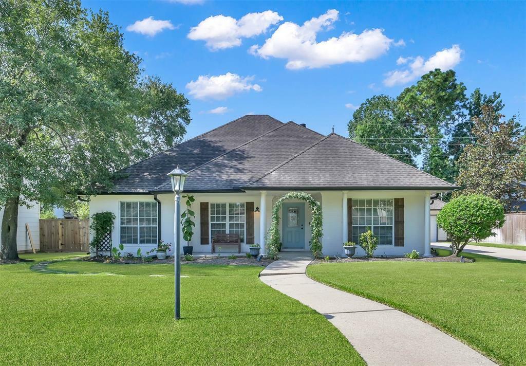 Property Photo: 7727 Post Bridge Road TX 77389