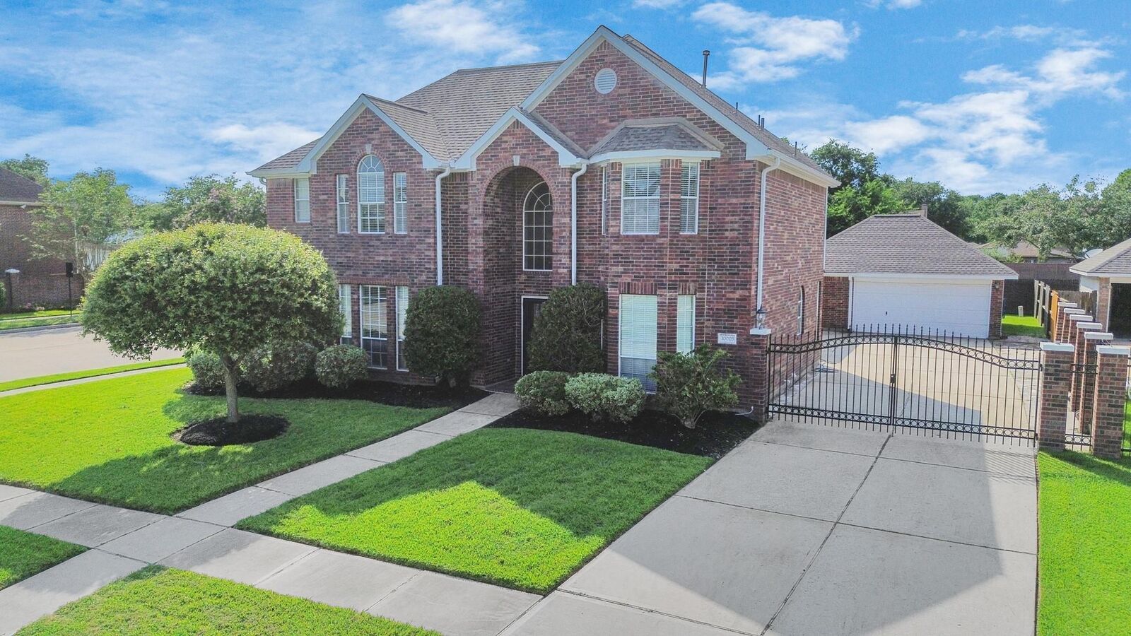 Property Photo: 10003 Ashley Lane TX 77089