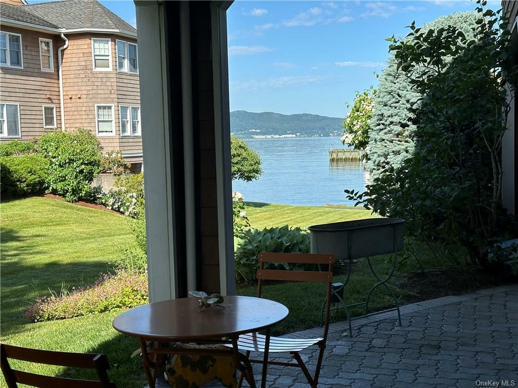 Property Photo:  220 Half Moon Bay Drive  NY 10520 