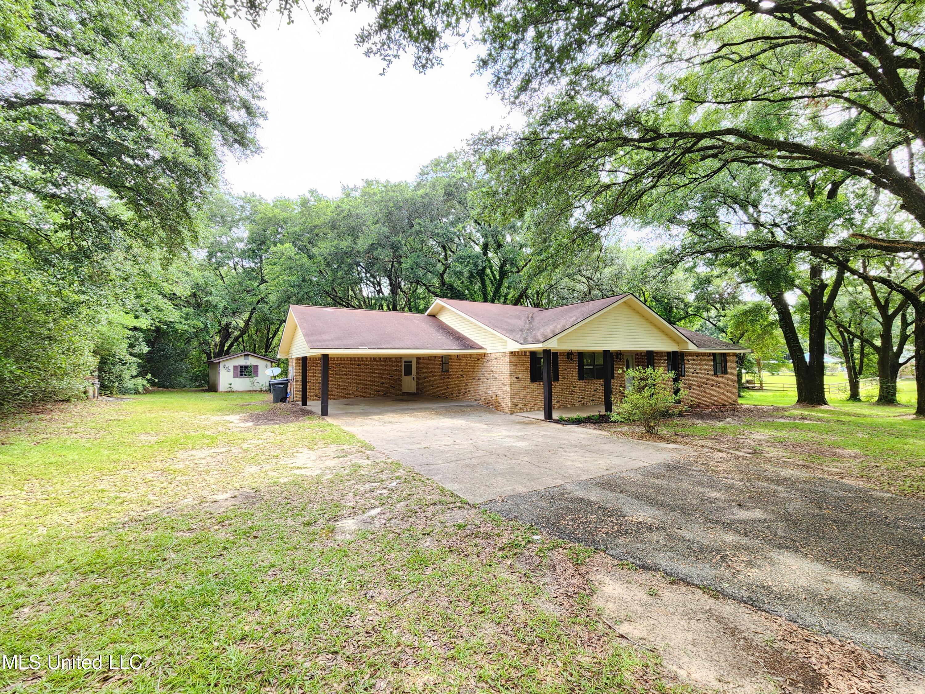 Property Photo: 17813 Fosters Road MS 39562