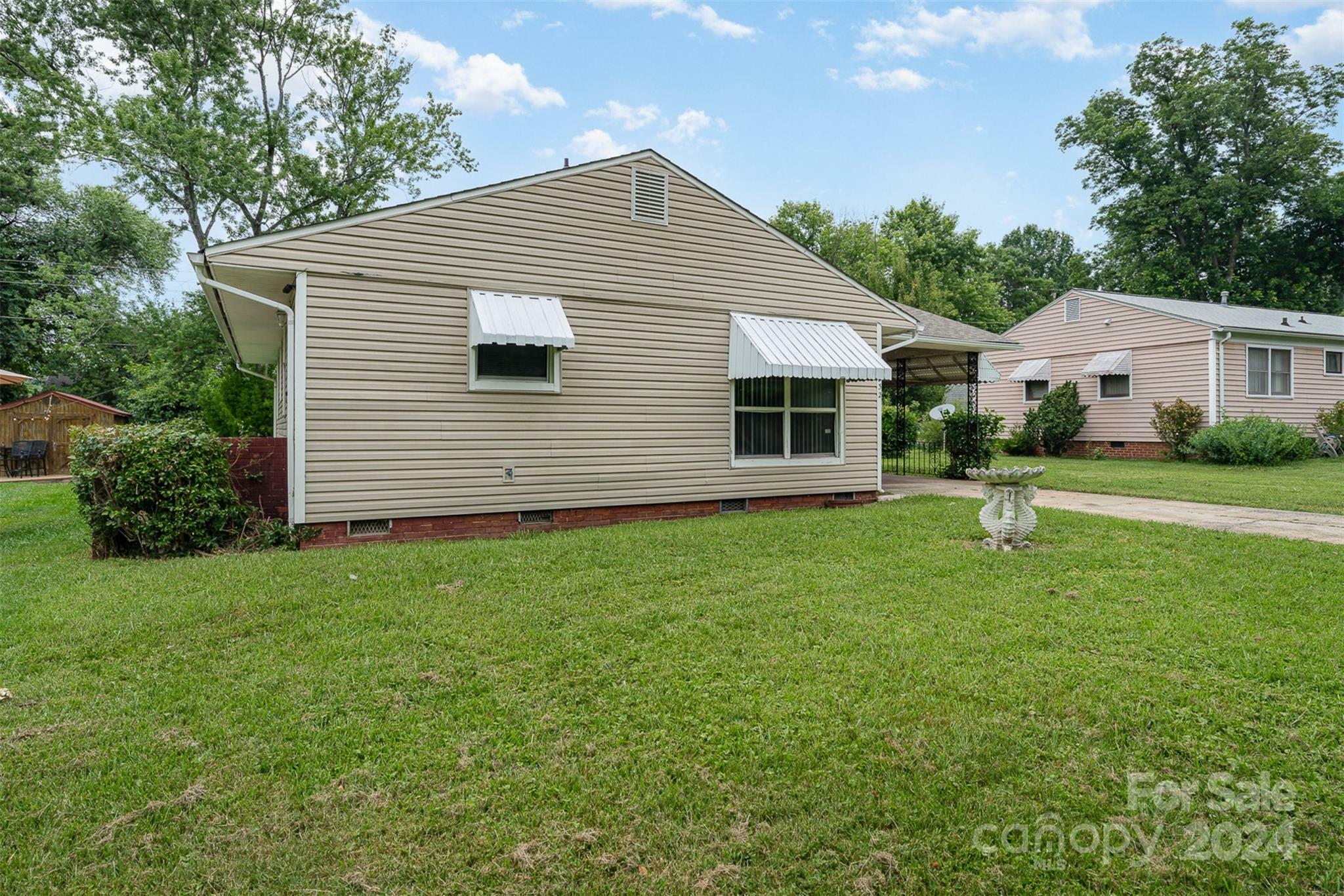 Property Photo:  2832 Botany Street  NC 28216 