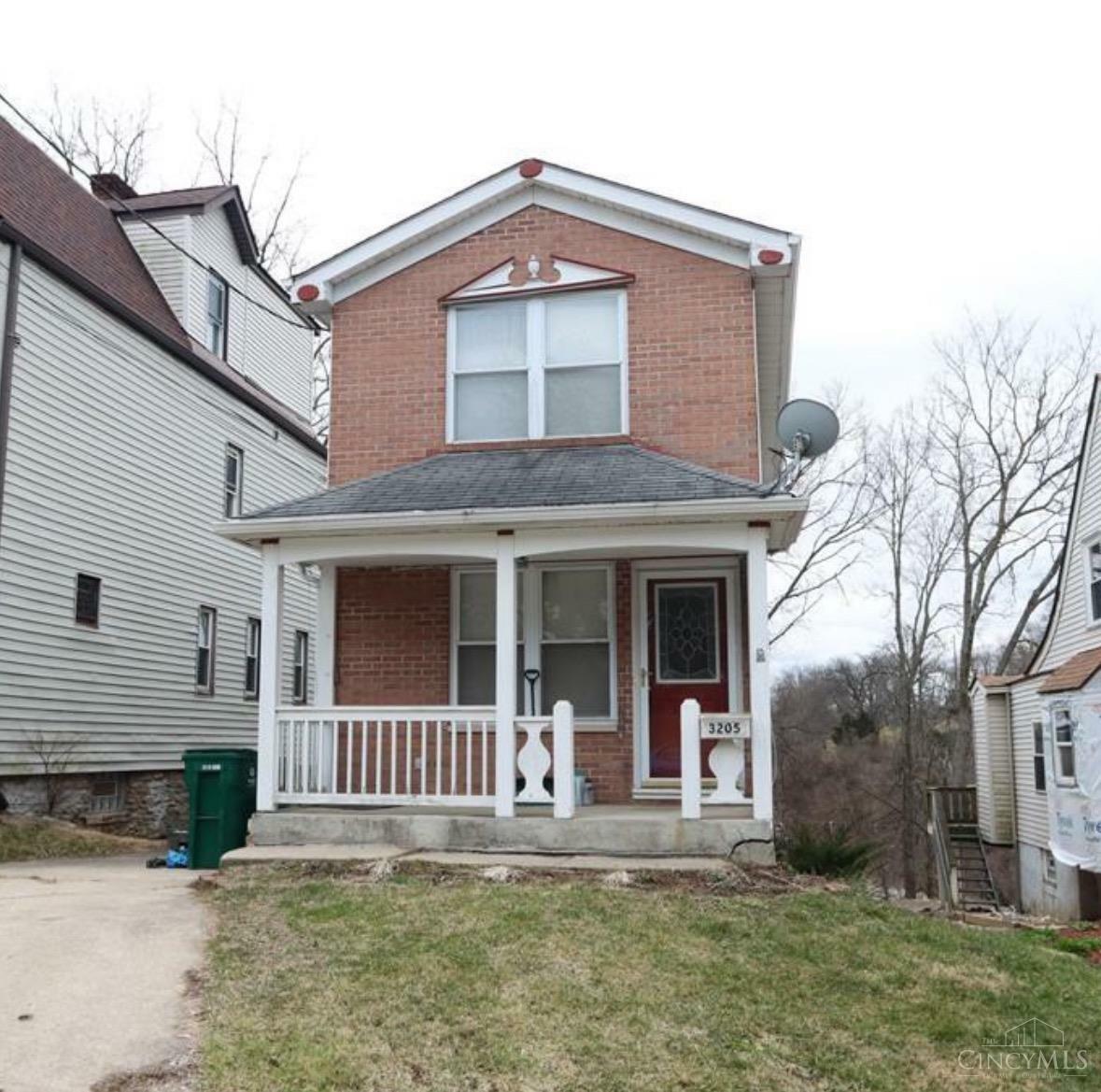 Property Photo:  3205 Murdock Avenue  OH 45205 