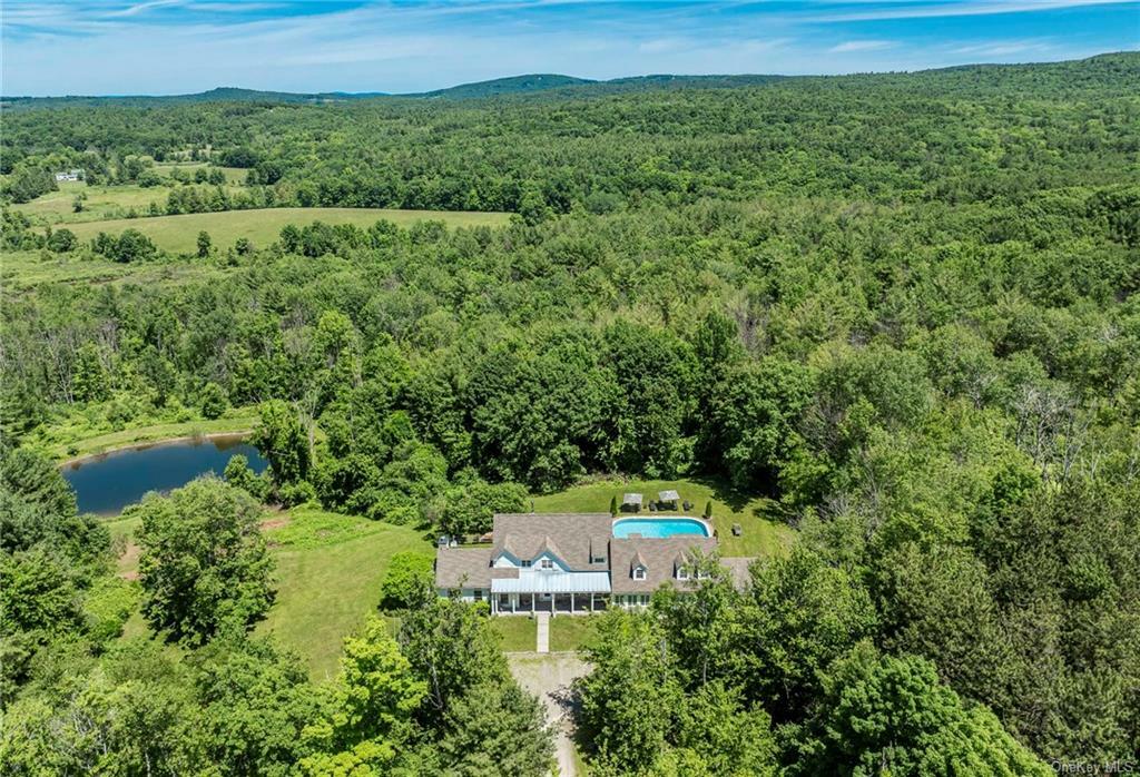 Property Photo:  284 Reed Road  NY 12037 