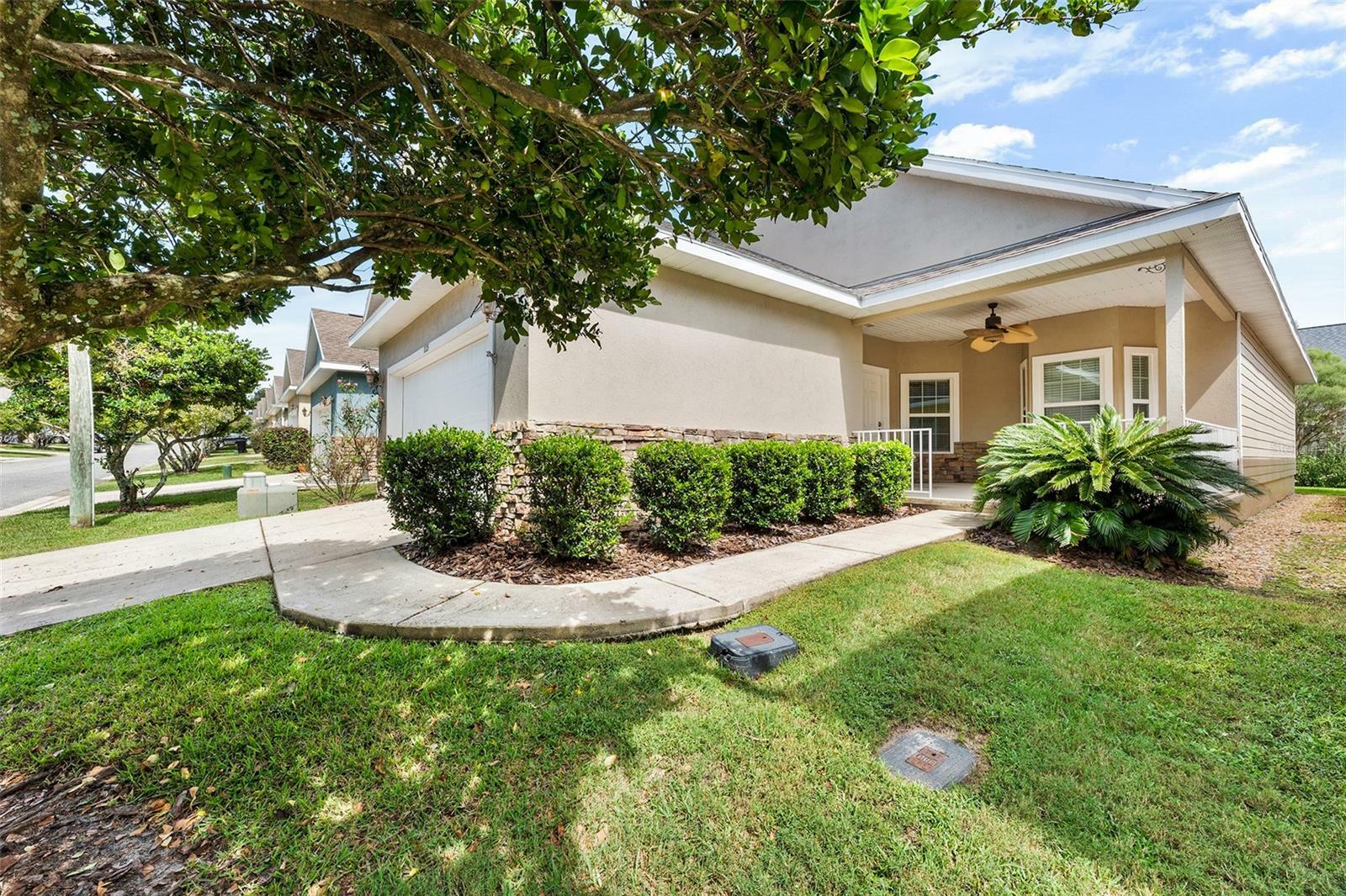 Property Photo:  1125 NW 120th Way  FL 32606 