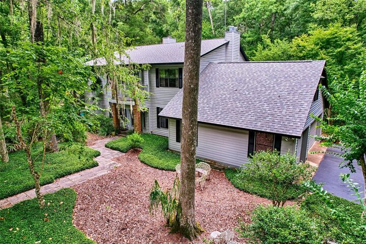 Property Photo:  5303 NW 91st Boulevard  FL 32653 