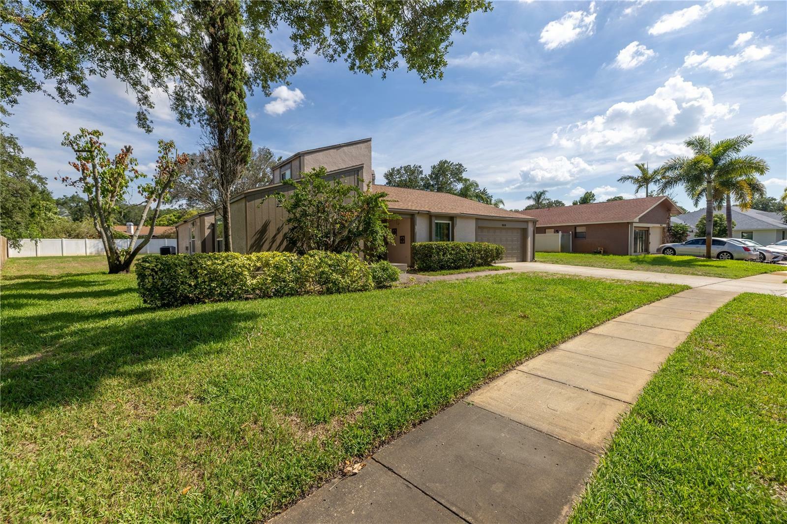 Property Photo:  9616 Halyard Drive  FL 33773 