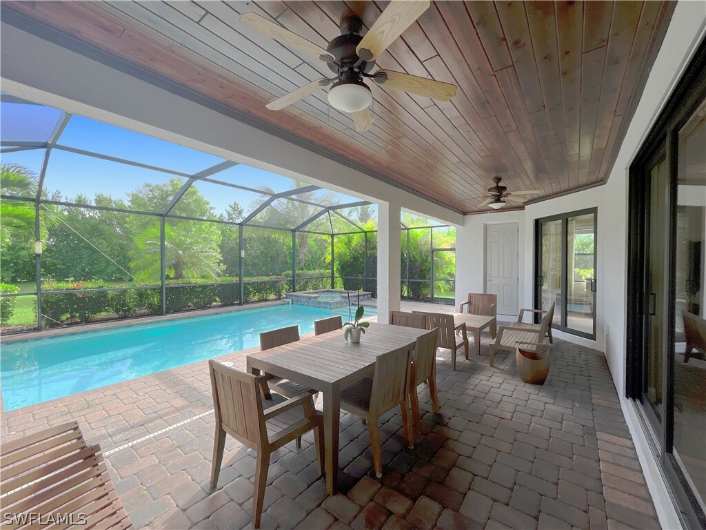 Property Photo:  1975 Mustique Street  FL 34120 