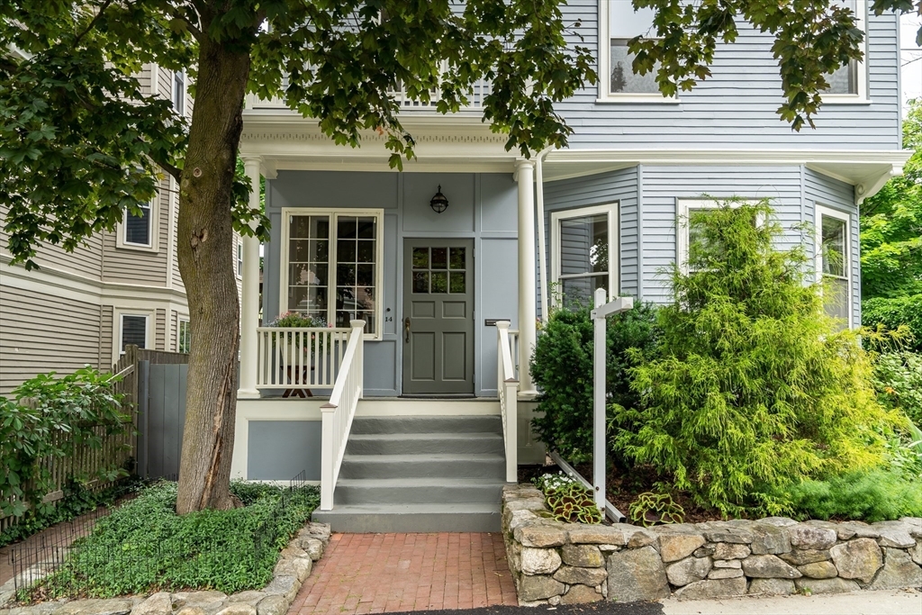 Property Photo: 14 Buena Vista Park MA 02140