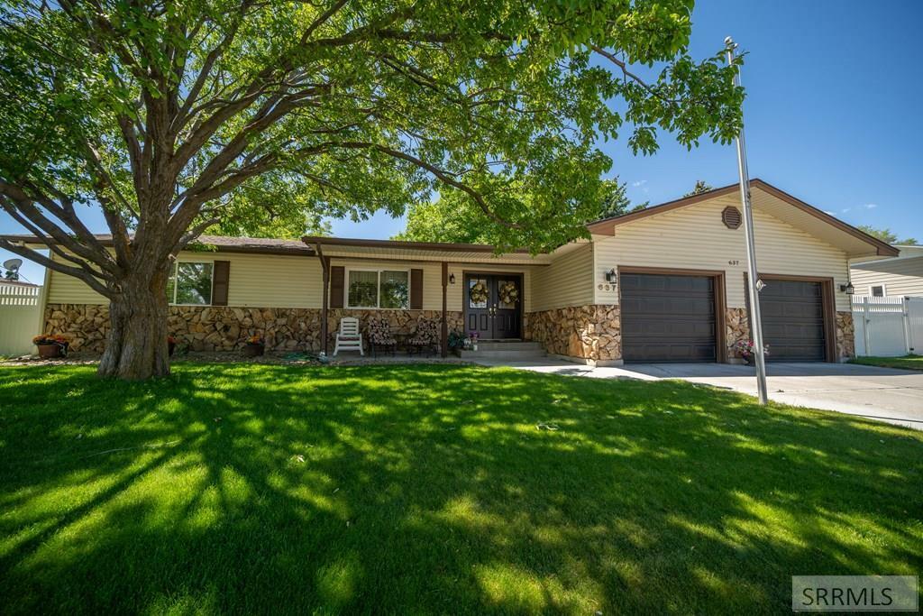 Property Photo:  637 Masters Drive  ID 83401 