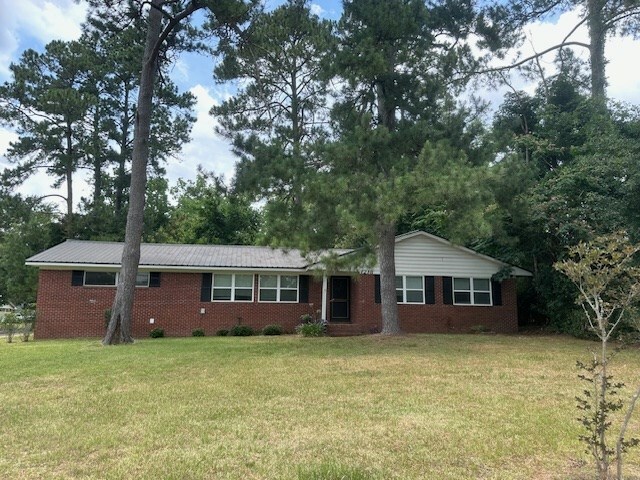 Property Photo:  1218 McRee Dr  GA 31602 