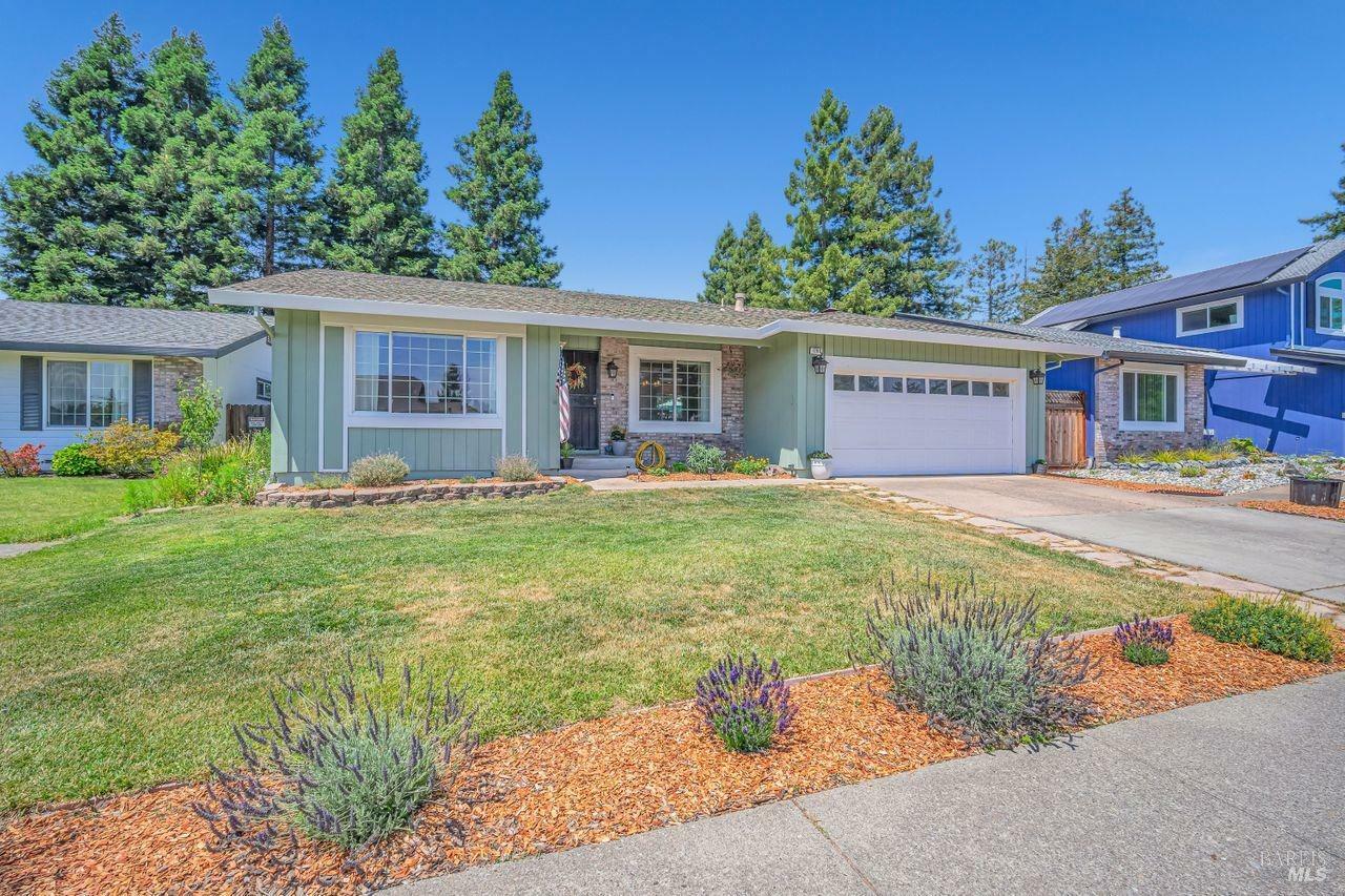 Property Photo:  1260 Holly Avenue  CA 94928 