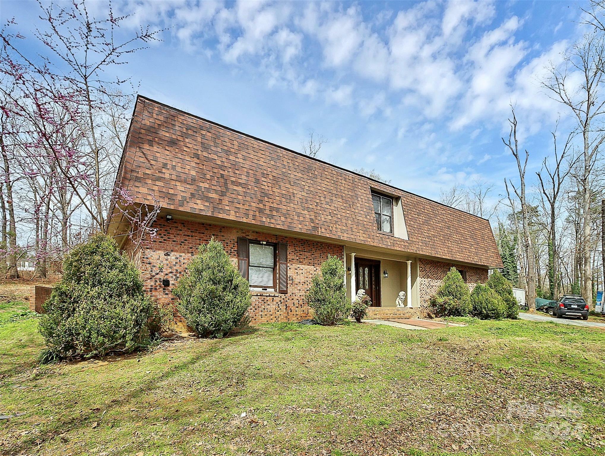 Property Photo:  502 Cedarwood Drive  NC 28112 