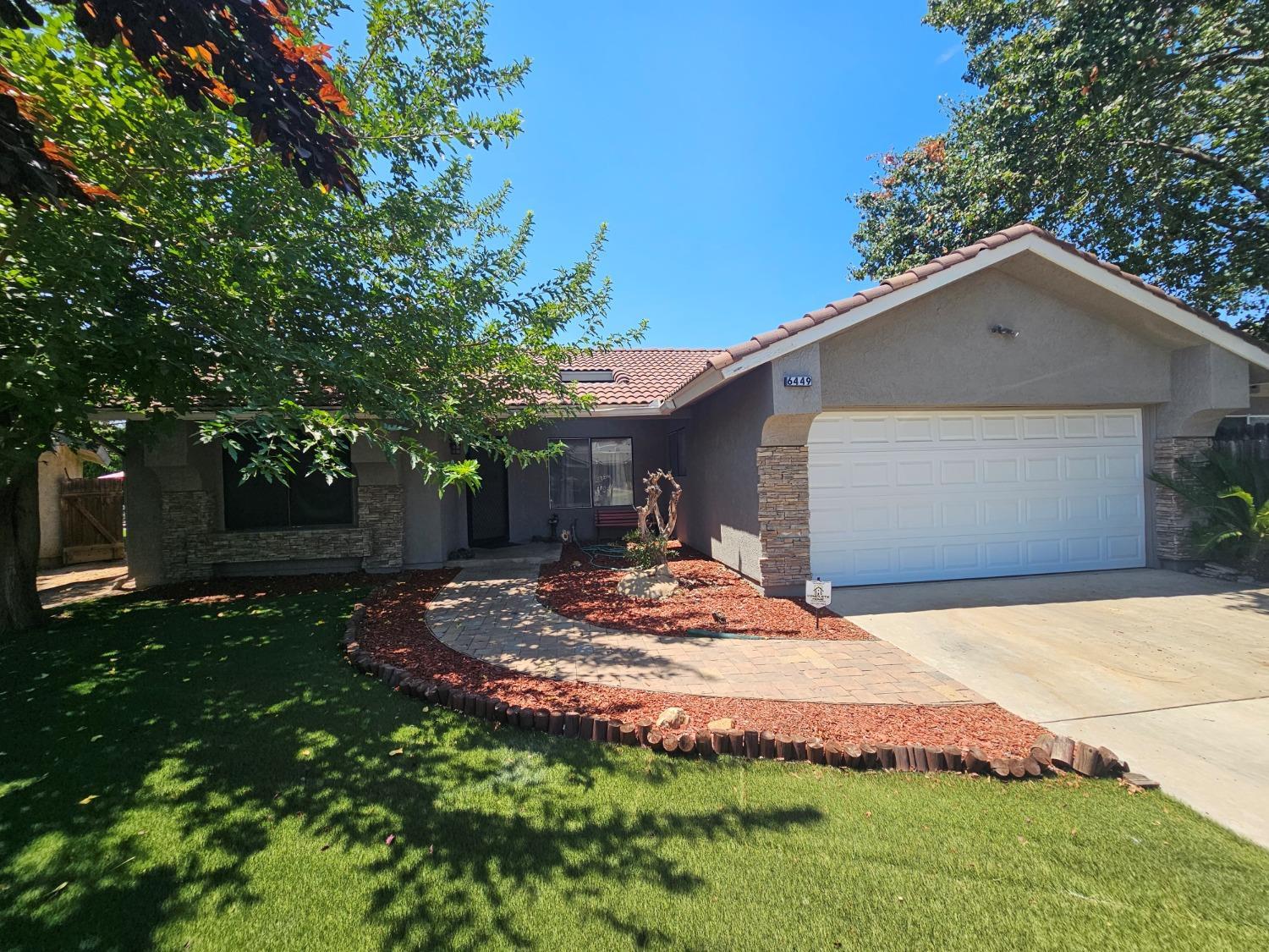 Property Photo:  6449 N Mitre Avenue  CA 93722 