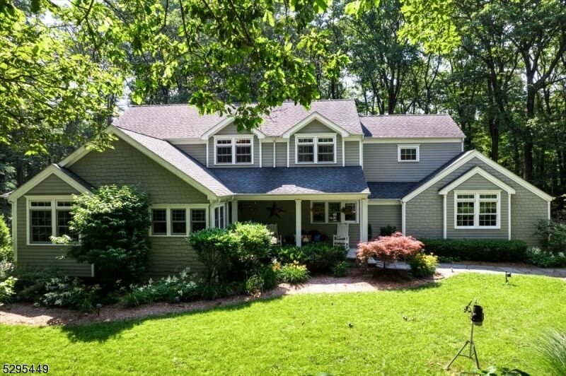Property Photo:  612 Woodglen Rd  NJ 08826 