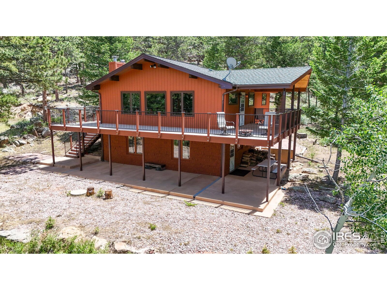 Property Photo:  85 Mount Guero Ct  CO 80536 