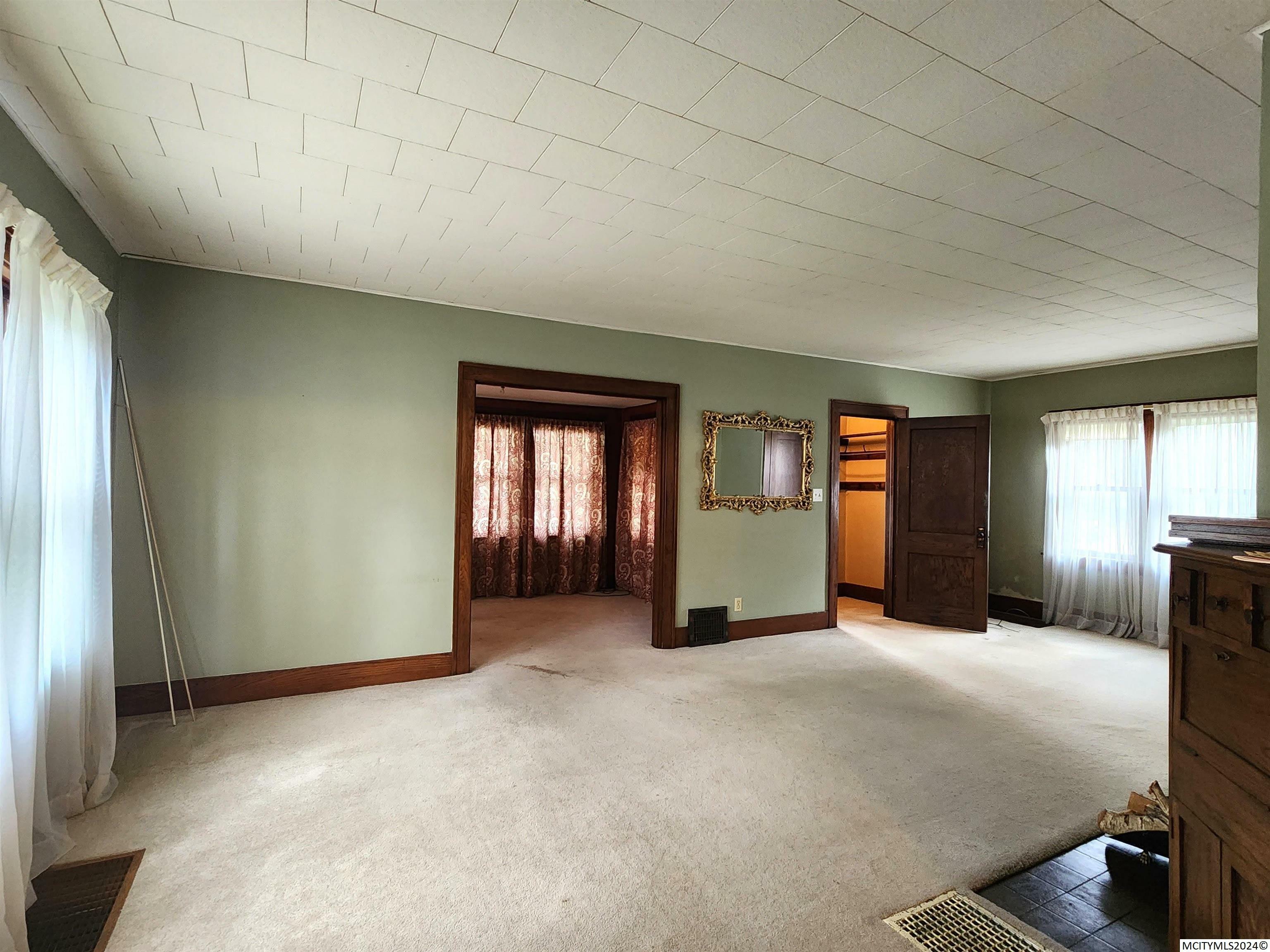 Property Photo:  904 N Pennsylvania  IA 50401 