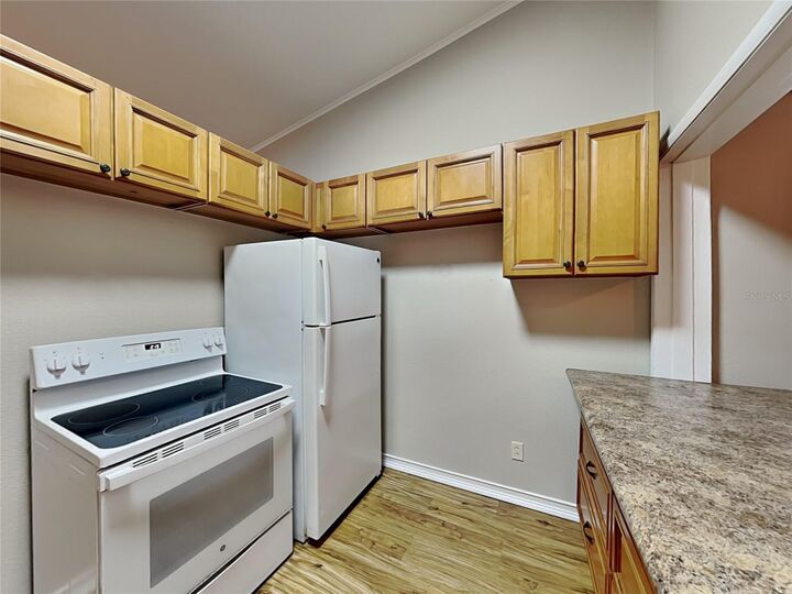 Property Photo:  424 E Welch Road  FL 32712 
