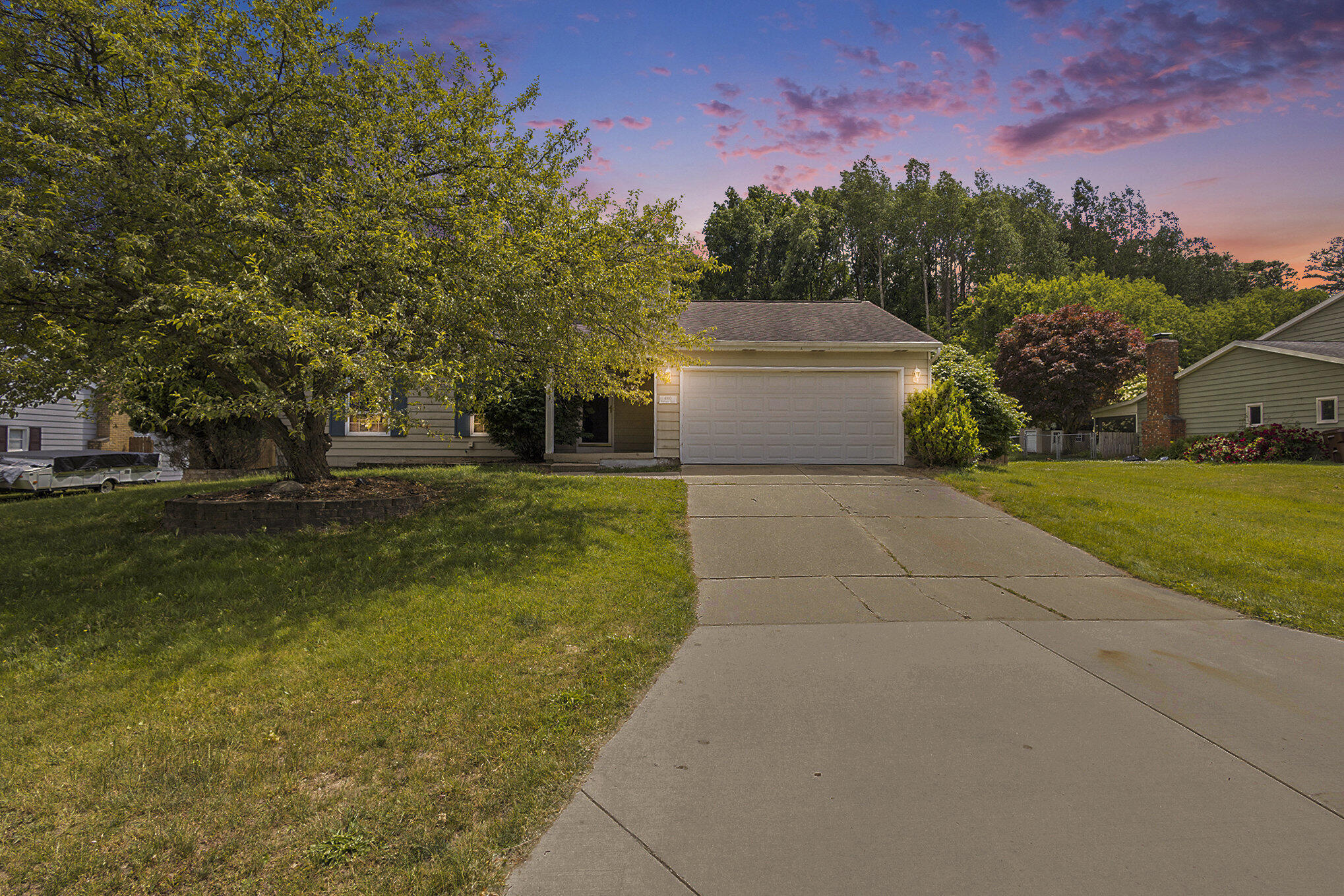 Property Photo: 6910 Adaridge Drive SE MI 49301