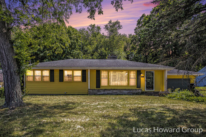 312 Espanola Avenue  Kalamazoo MI 49004 photo