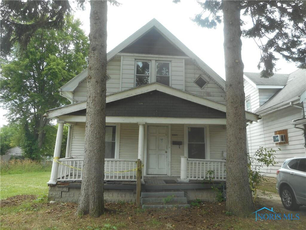 Property Photo: 522 E Streicher Street OH 43608