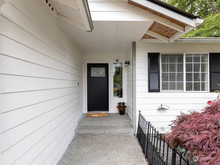 Property Photo:  10333 53rd Avenue NE  WA 98270 