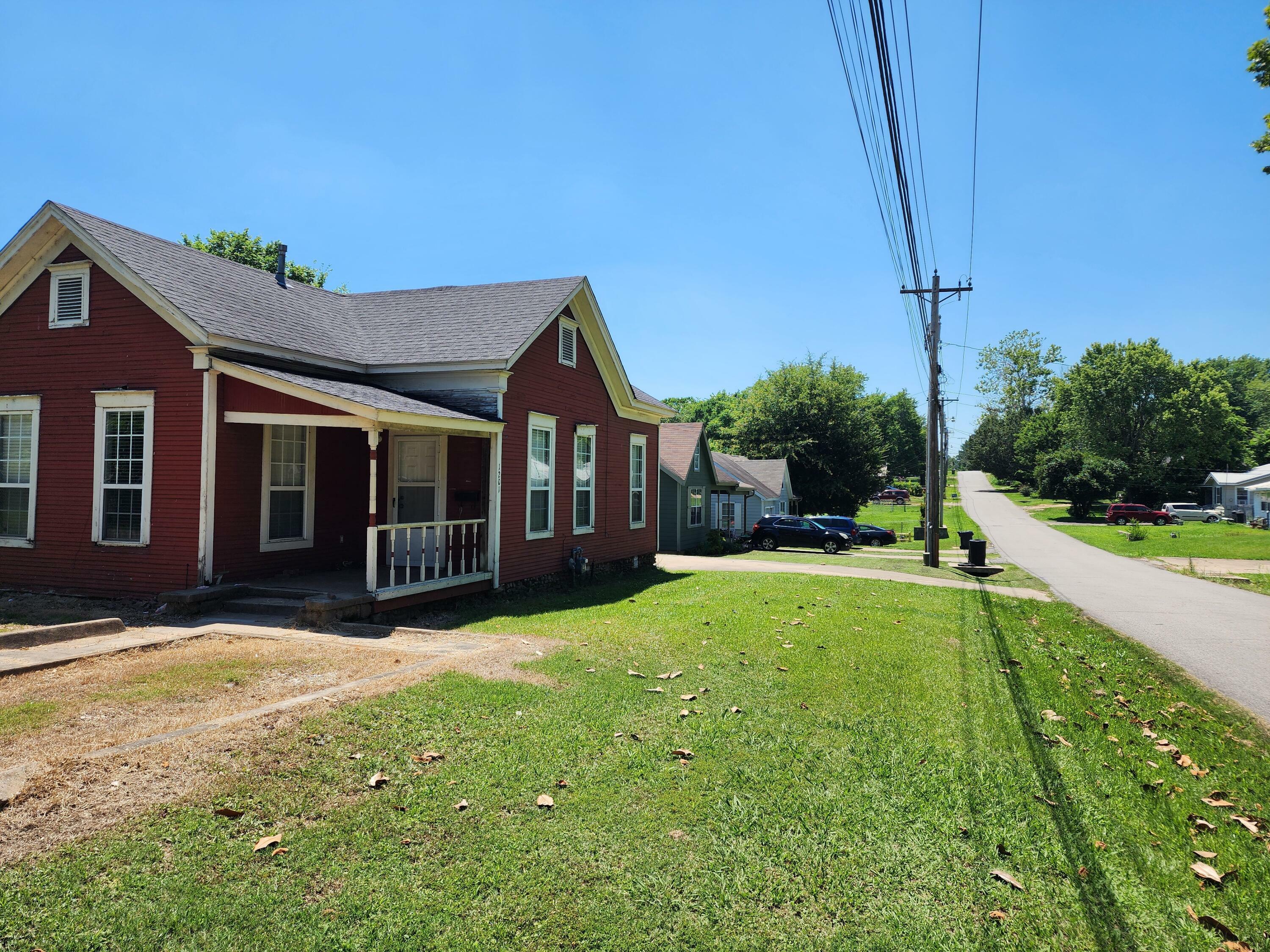 Property Photo:  1201 W Sevier Street  AR 72830 