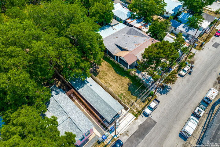 Property Photo:  216 Sherman  TX 78202 