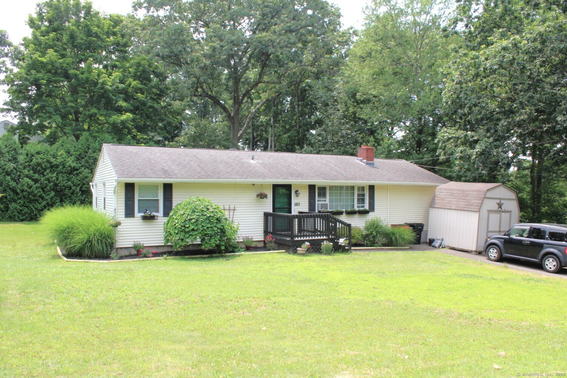 Property Photo:  583 Ward Street Extension  CT 06492 