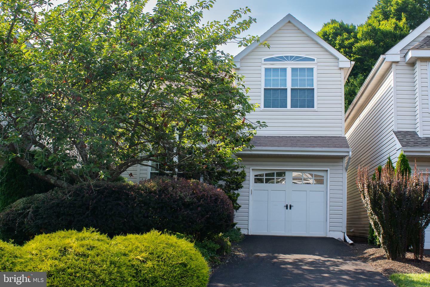 Property Photo:  4666 Bradley Court  PA 18902 