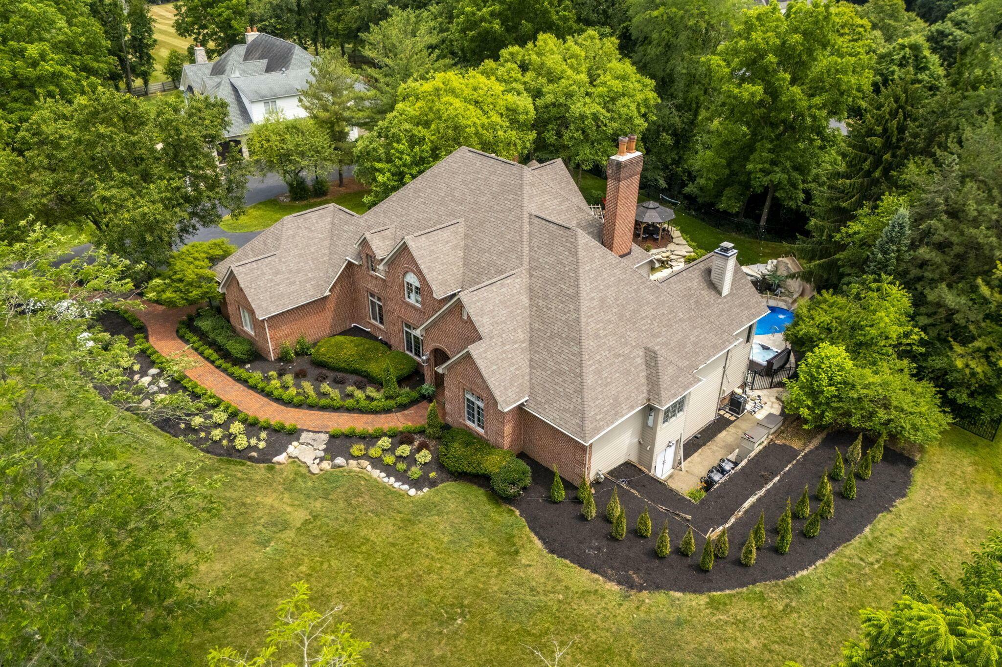 Property Photo: 1395 Sherborne Lane OH 43065