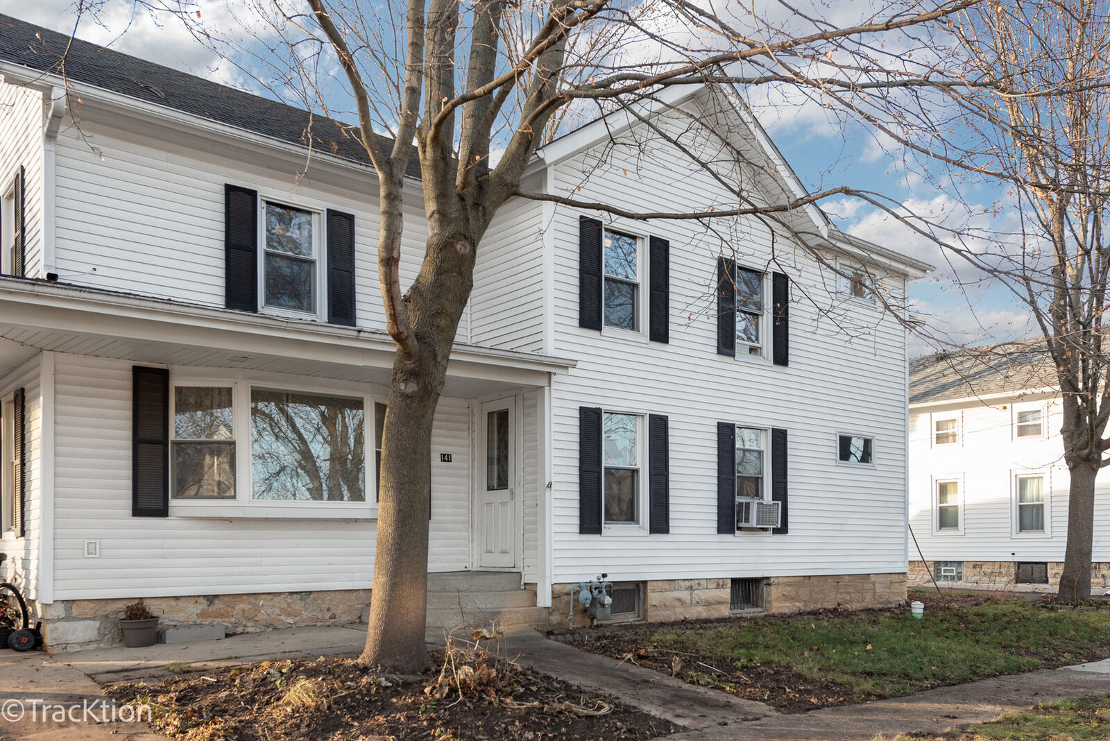Property Photo:  141 Garfield Street 1-2  IL 60520 