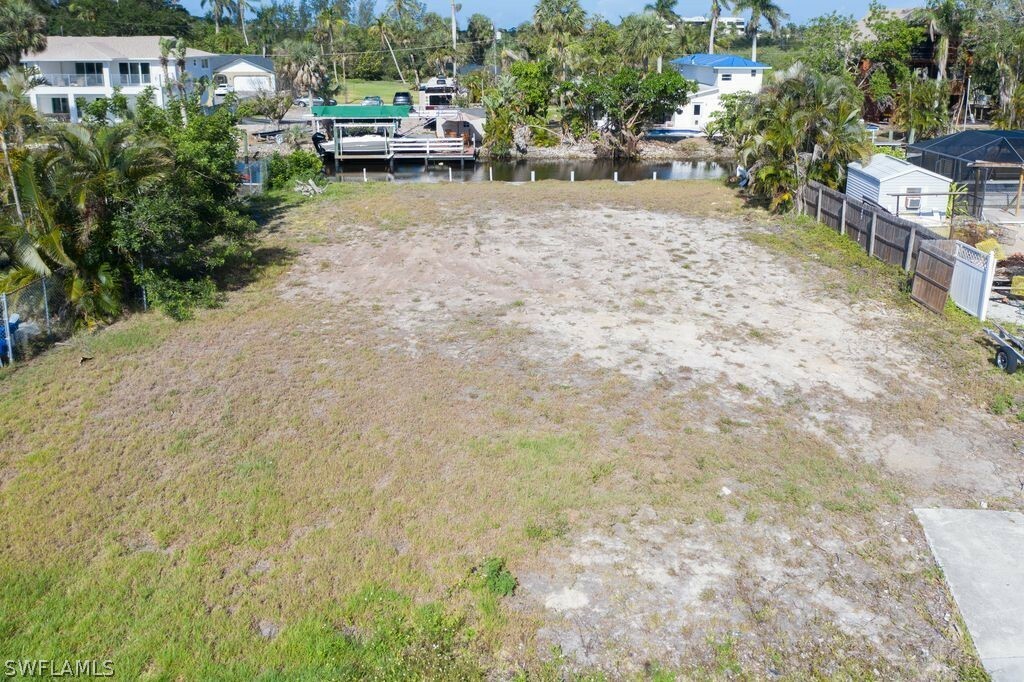 Property Photo:  27281 Buccaneer Drive  FL 34135 