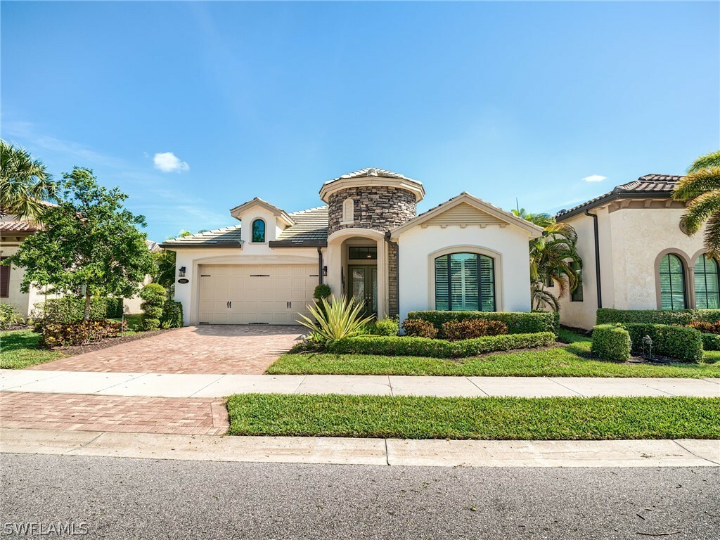 9267 Glenforest Drive  Naples FL 34120 photo